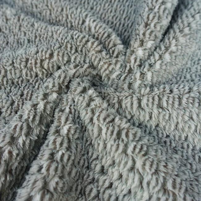fuzzy blanket fabric (1)